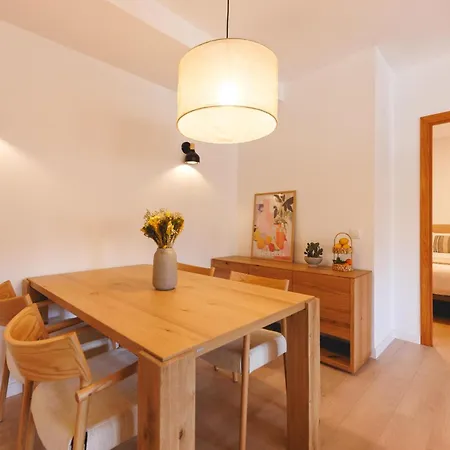 Apartmán Bravissimo Santa Clara Penthouse 2, With 3-bedrooms Girona